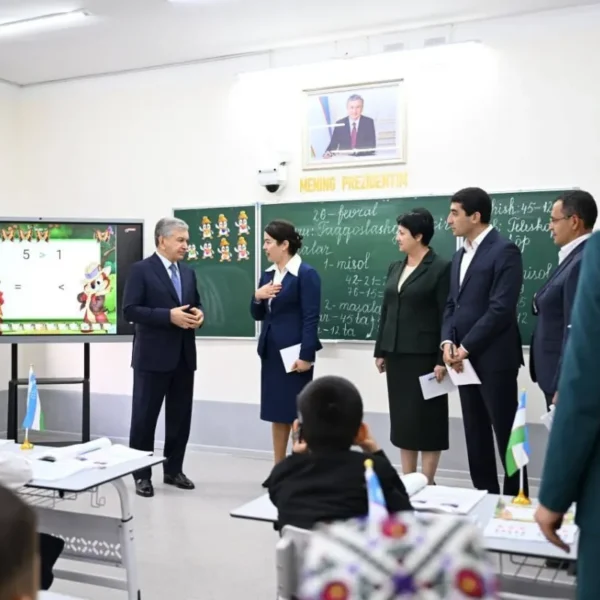 Prezident Surxondaryodagi maktab va o‘quv markazi faoliyati bilan tanishdi