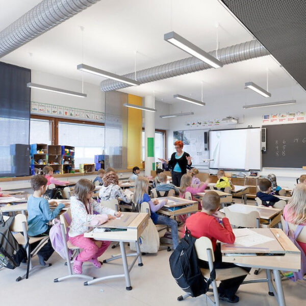 Finlyandiyaliklar 9 yil imtihonsiz oʻqishadi