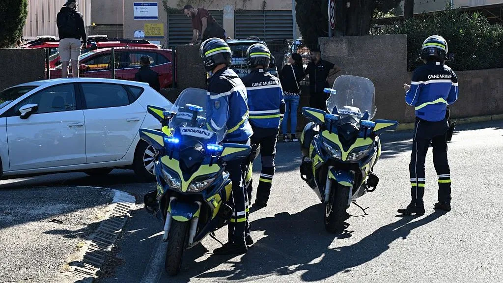 Fransiyada maktabda otishma yuz berdi: direktor va o‘qituvchi jarohatlandi