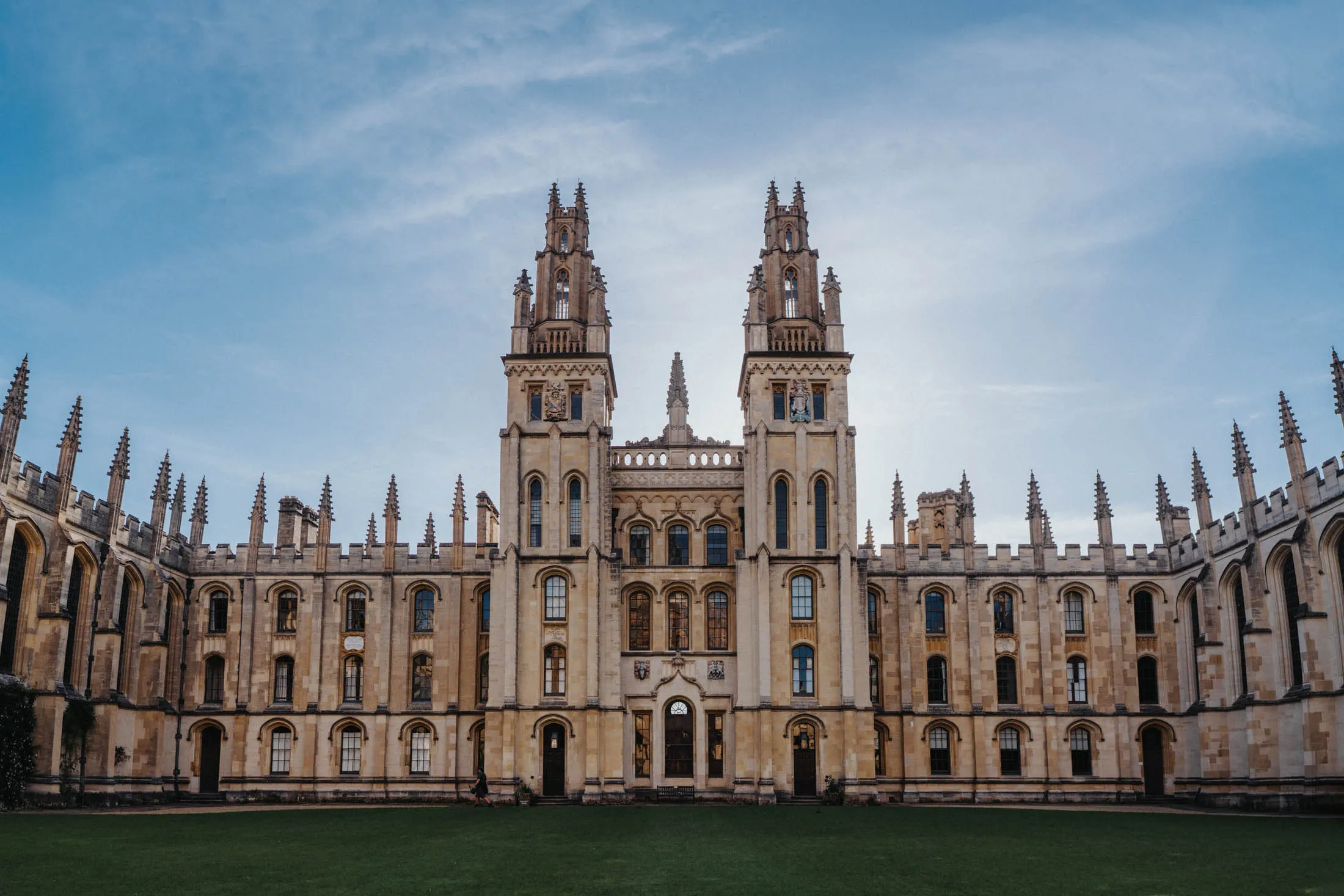 Dunyodagi eng qimmat va nufuzli universitetlarda talabalar nimalarni o‘rganadi?