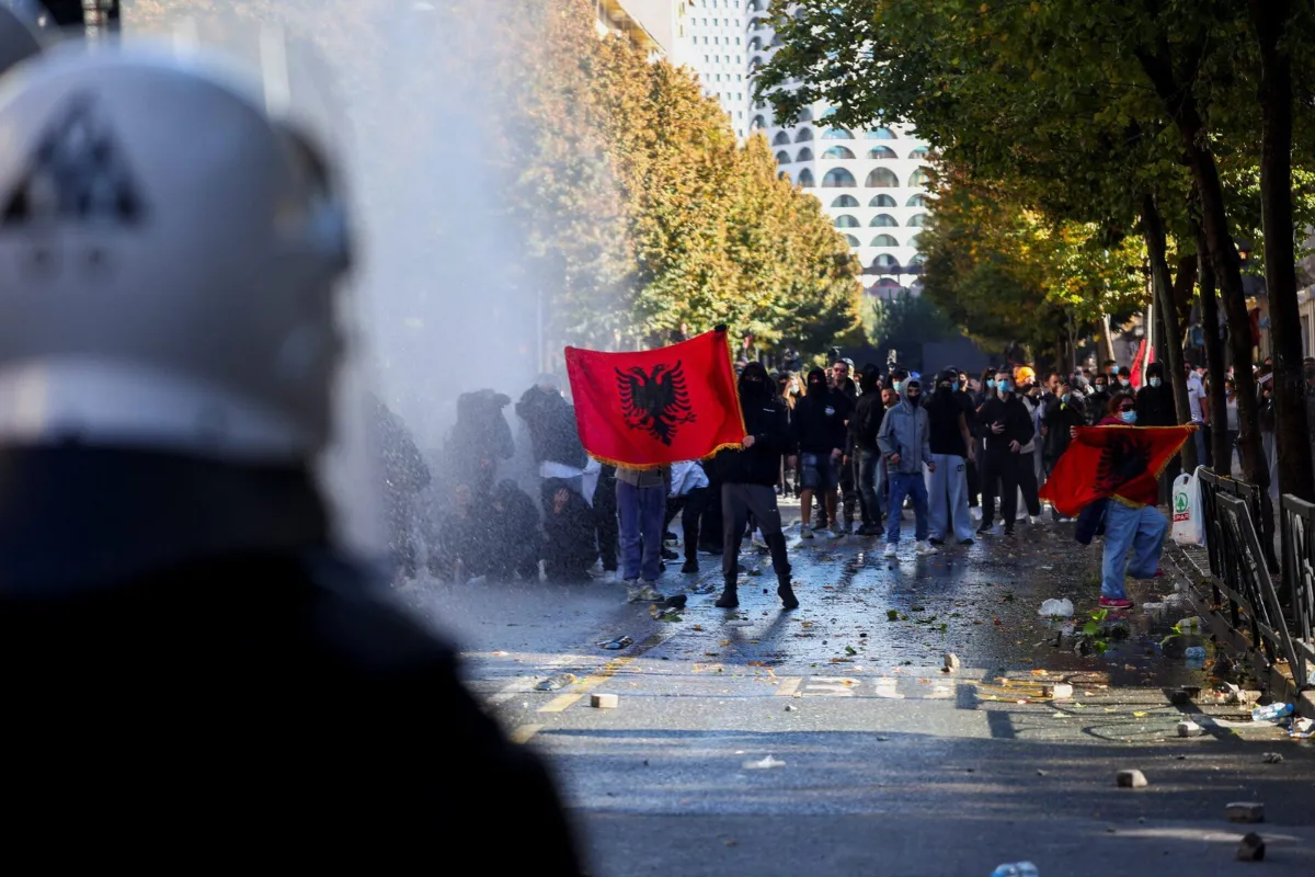 Albaniyada ta’limdan norozi talabalar namoyishga chiqdi. Ular nima xohlaydi?