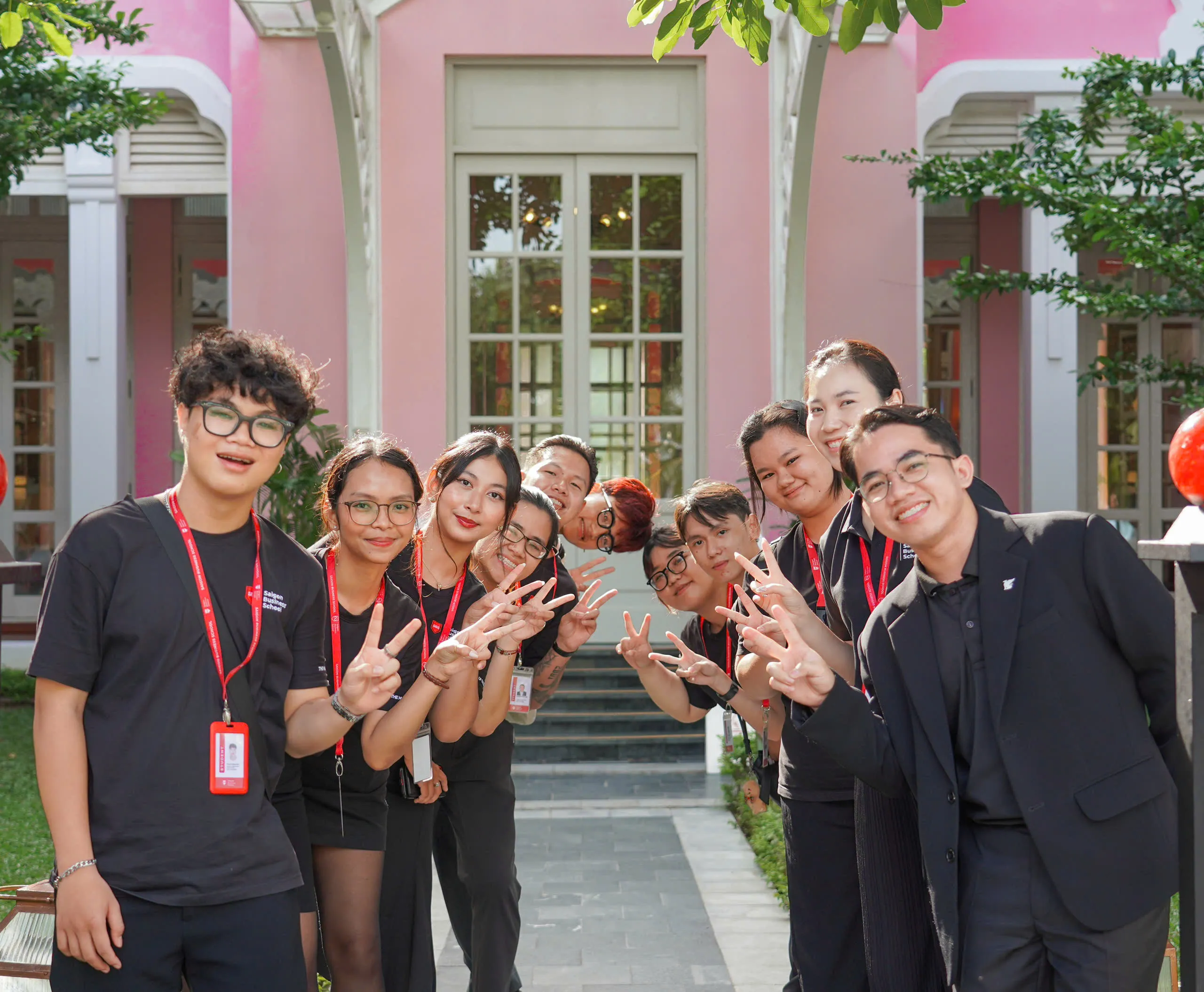 CEDU Academy – Muvaffaqiyatli karyerangiz uchun ta’lim!