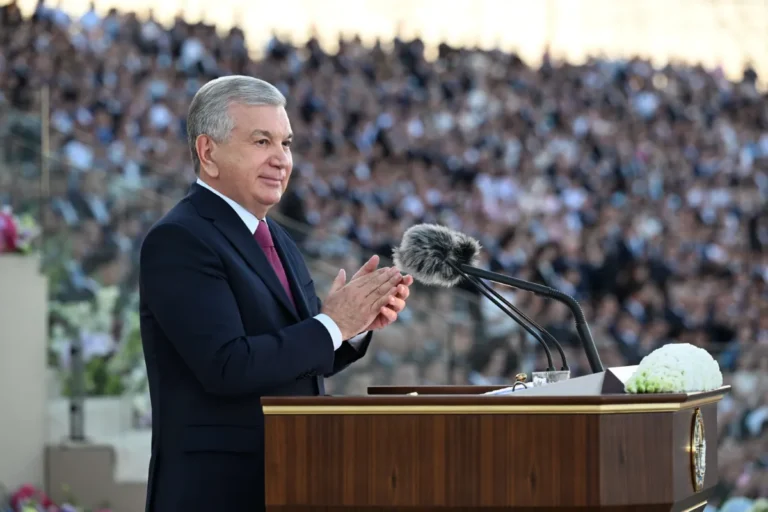 “Talabalarning yarmidan ko‘pini xotin-qizlar tashkil etayotgani — Uchinchi Renessansning o‘ziga xos qiyofasi” — Prezident