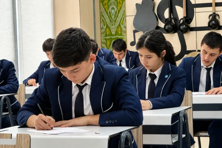Ixtisoslashtirilgan maktablarning 9-sinf bitiruvchilari uchun tanlov fanlaridan tushadigan test variantlar e’lon qilindi