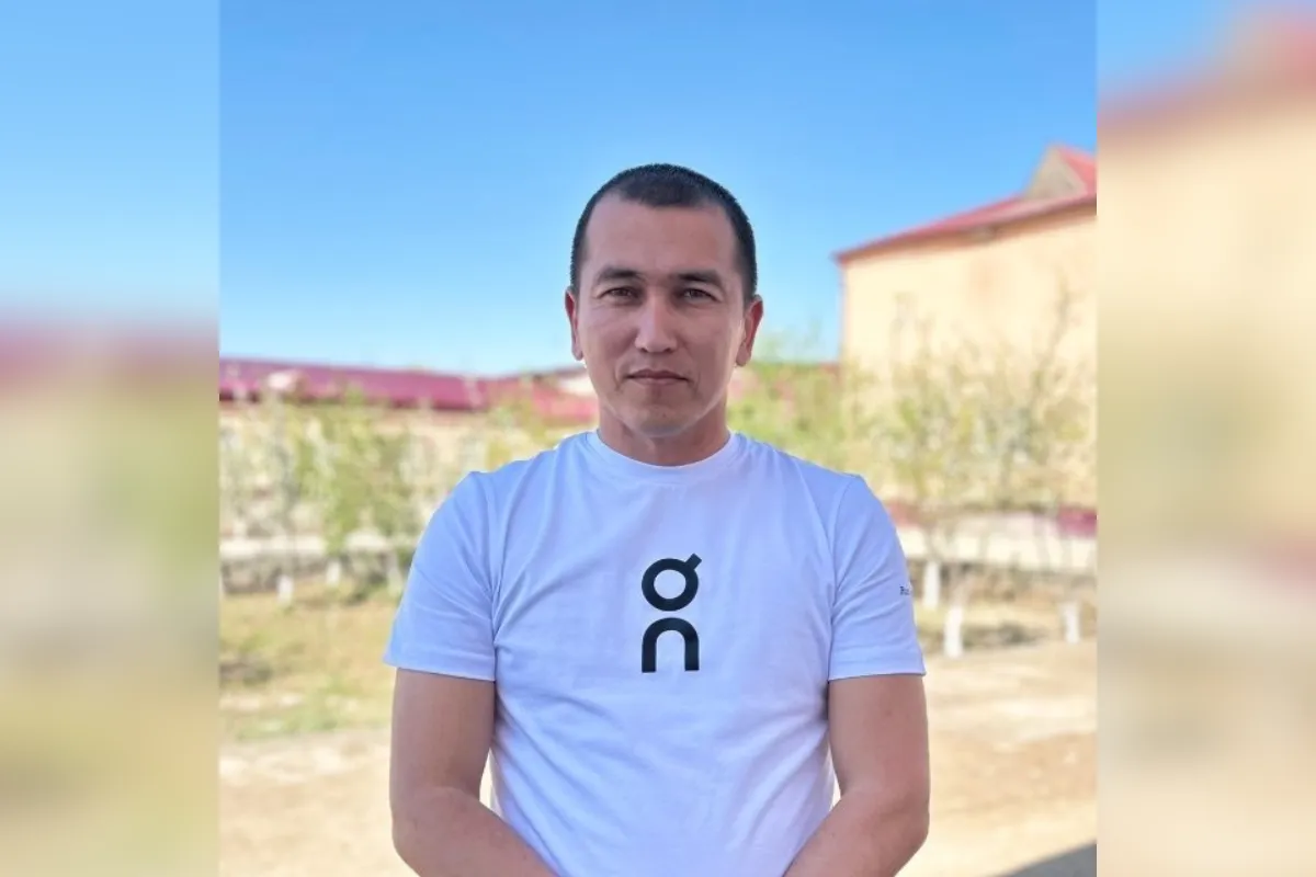 “Sportdan uzoqlashganlarni maydonga qaytarmoqchi edim”: Amudaryolik o‘qituvchi 30 yoshdan kattalar uchun mini-futbol ligasini tashkil etdi