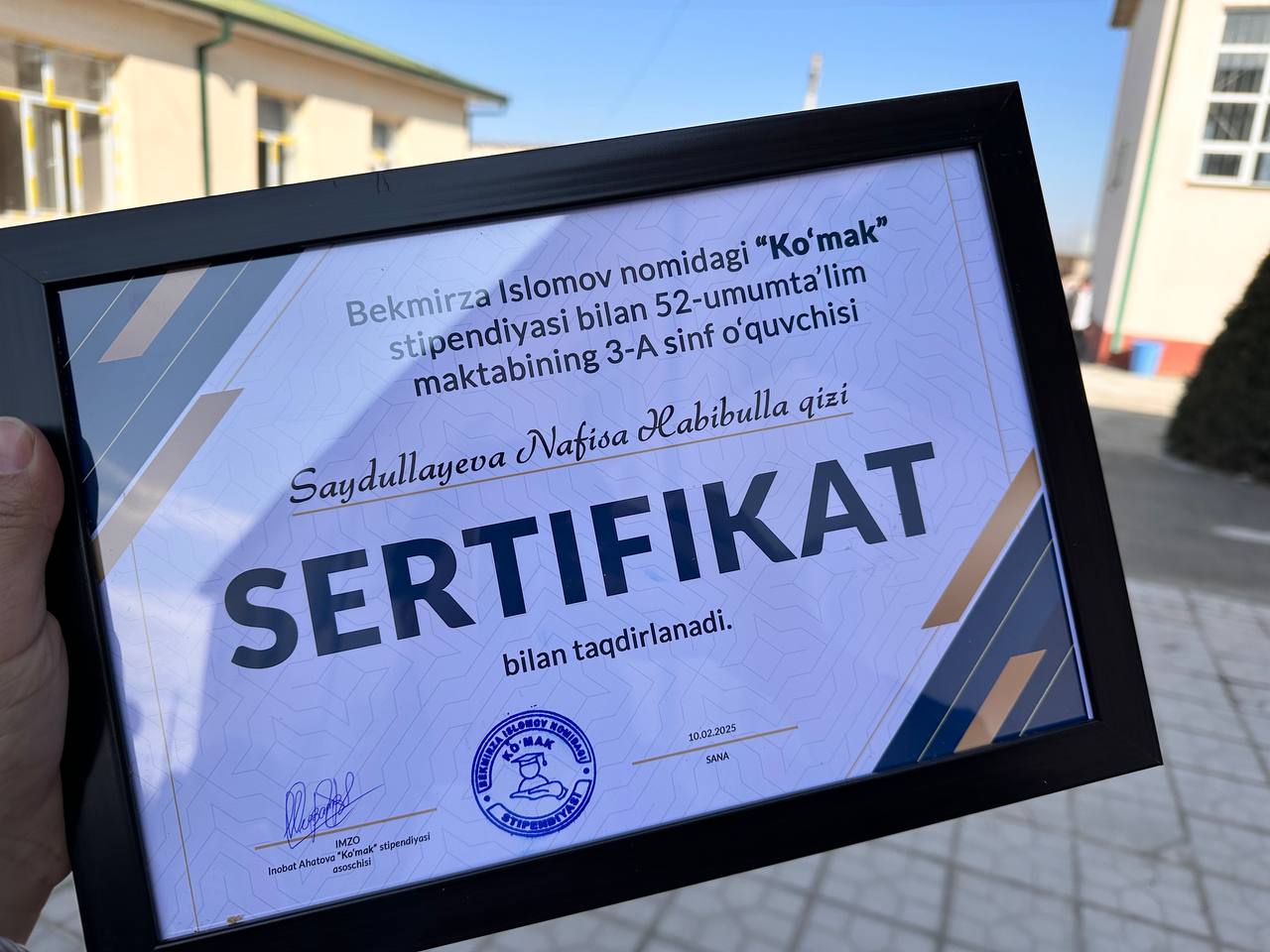 Qiz otasining xotirasi uchun oʻzi oʻqigan maktabda stipendiya joriy qildi