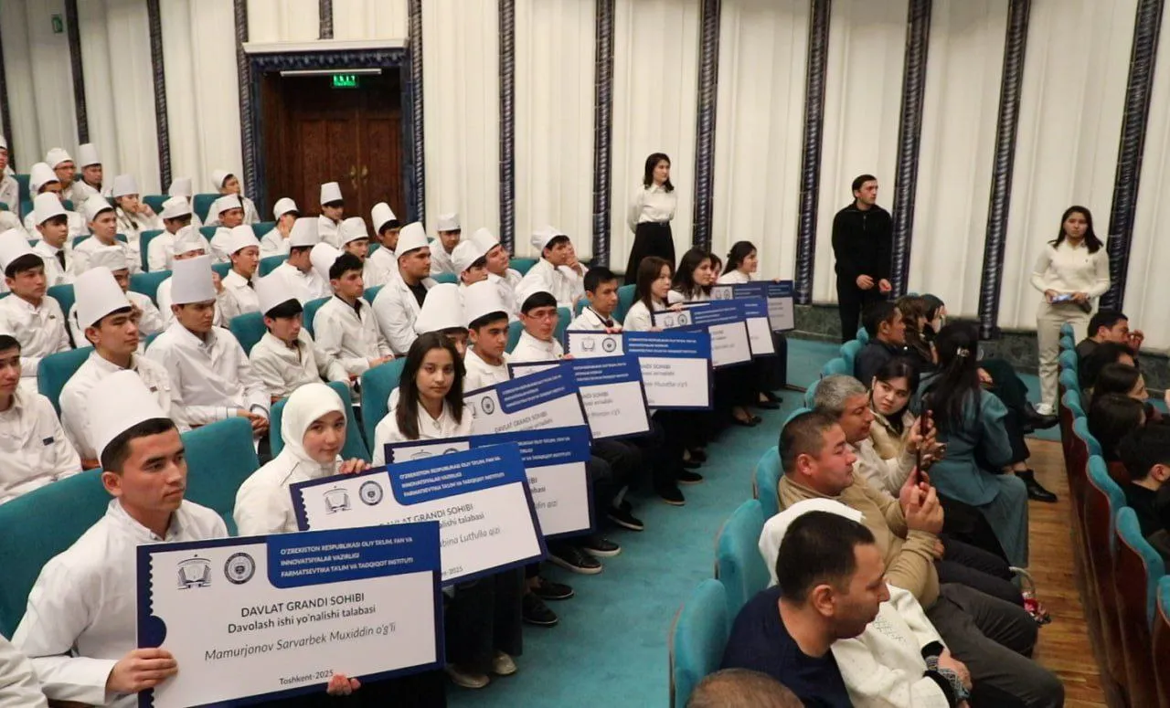 Zamonaviy ta’lim, xalqaro imkoniyatlar va mustahkam kelajak: nega yoshlar Farmatsevtika ta’lim va tadqiqot institutini tanlamoqda?