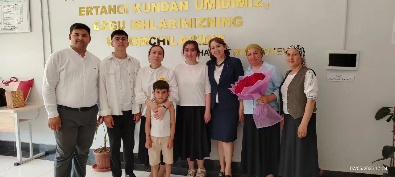 “Bir kunda 11 soatlab dars qilgan paytlarim boʻlgan” — Buxoroda 10-sinf oʻquvchi muddatidan oldin 178 ballni qoʻlga kiritdi