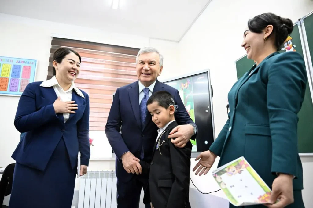 Prezident Surxondaryodagi maktab va o‘quv markazi faoliyati bilan tanishdi