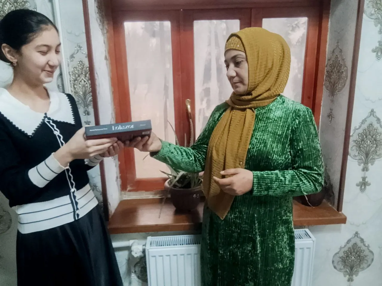 “Eng asosiysi — intizom va tartibni saqlash”: Navoiylik 11-sinf oʻquvchi qiz 189 ball bilan muddatidan oldin talabalikni naqd qildi