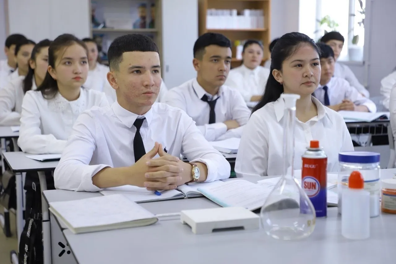 “O‘quv markazimizda har yili abituriyentlarning 94-95 foizi talaba bo‘ladi”: Namanganlik o‘quvchi 5 ta fandan milliy sertifikat oldi