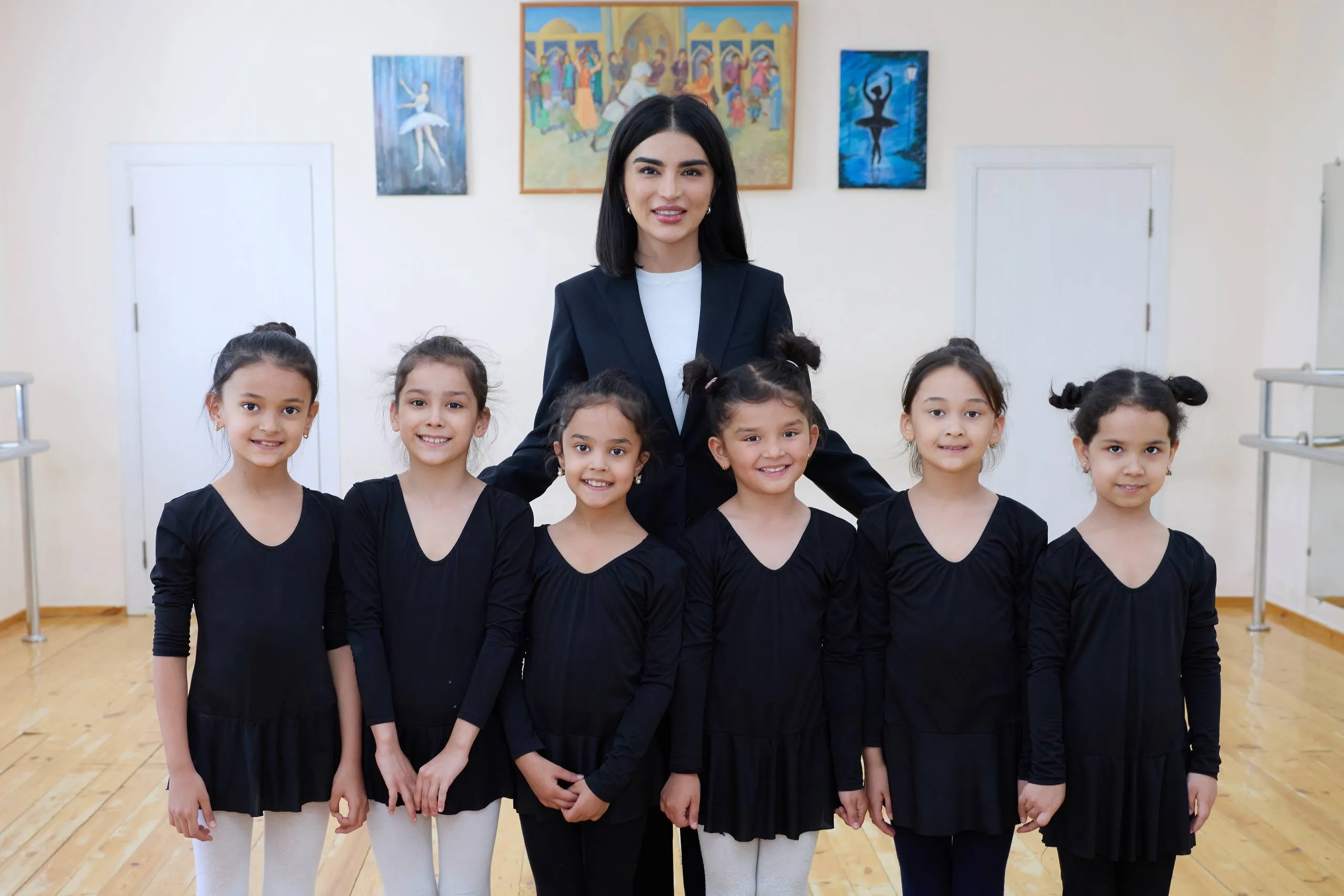 Saida Mirziyoyeva Xorazmdagi ta'lim muassasalari holatini ko‘zdan kechirdi