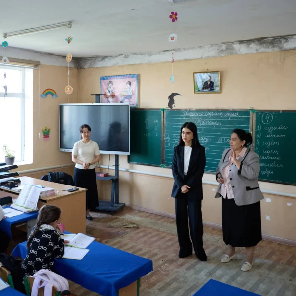 Saida Mirziyoyeva Xorazmdagi ta'lim muassasalari holatini ko‘zdan kechirdi