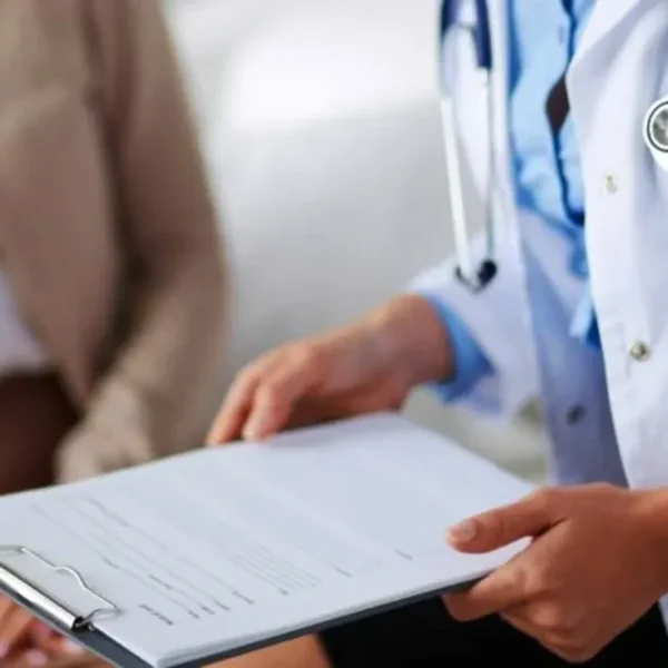 Проект постановления: педагогов будут ежегодно направлять на обязательный медицинский осмотр