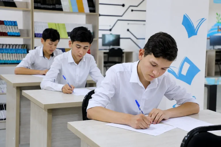 11-sinflar uchun matematikadan yakuniy davlat imtihonida tushadigan test variantlari e’lon qilindi