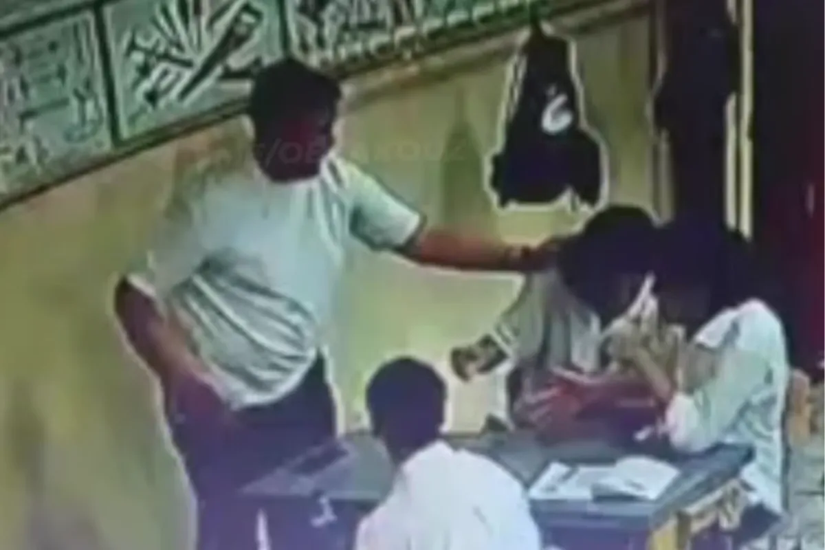 Toshkentdagi maktabda o‘quvchining sinfdoshlariga qilgan xatti-harakati yuzasidan rasmiy munosabat bildirildi (video)
