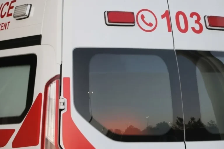 Toshkentda 16 yoshli o‘quvchi qiz o‘z uyida osilgan holda topildi